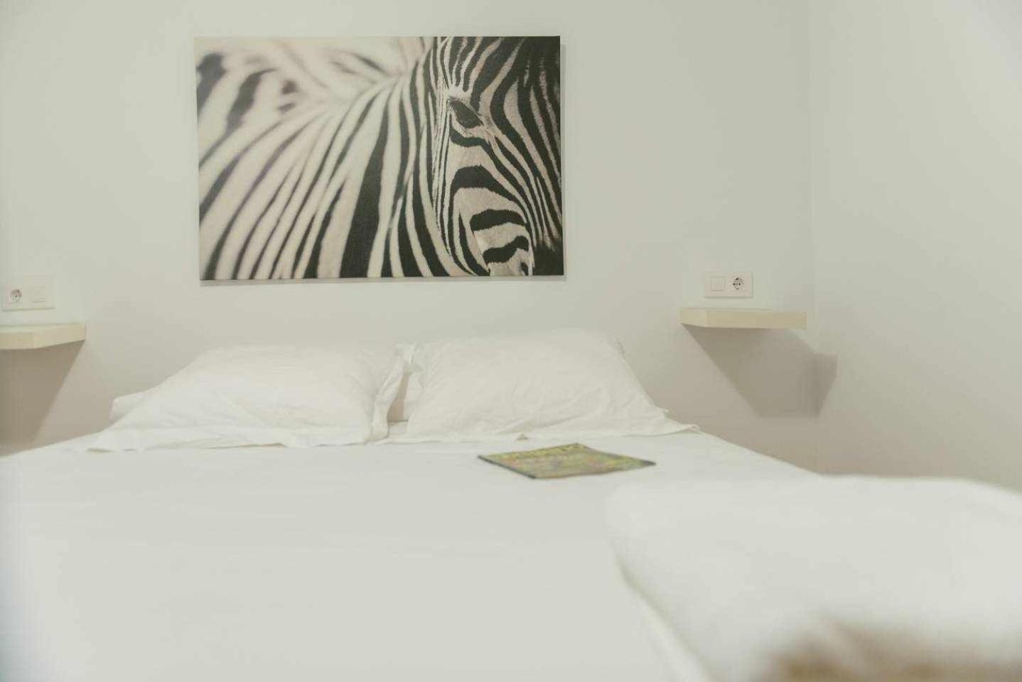 Candelario Apartamentos Phòng bức ảnh